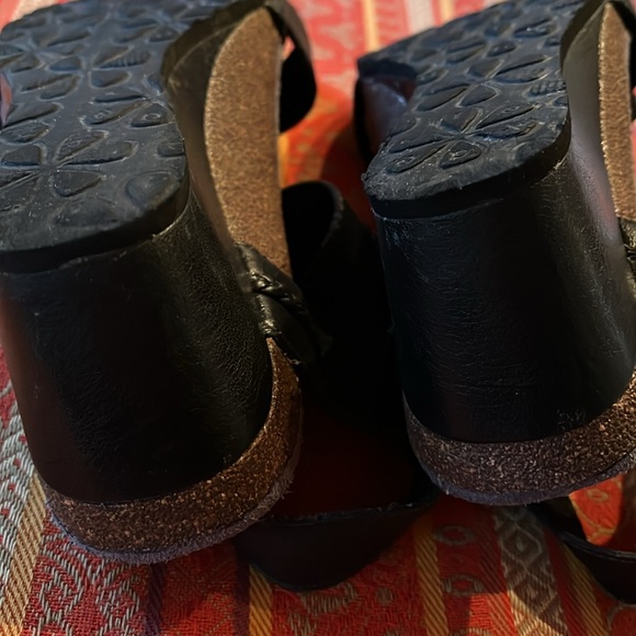 Womens Size 7 Aetrex Arielle Wedge Sandals Black Leather Comfort Cork EUC - Picture 5 of 5